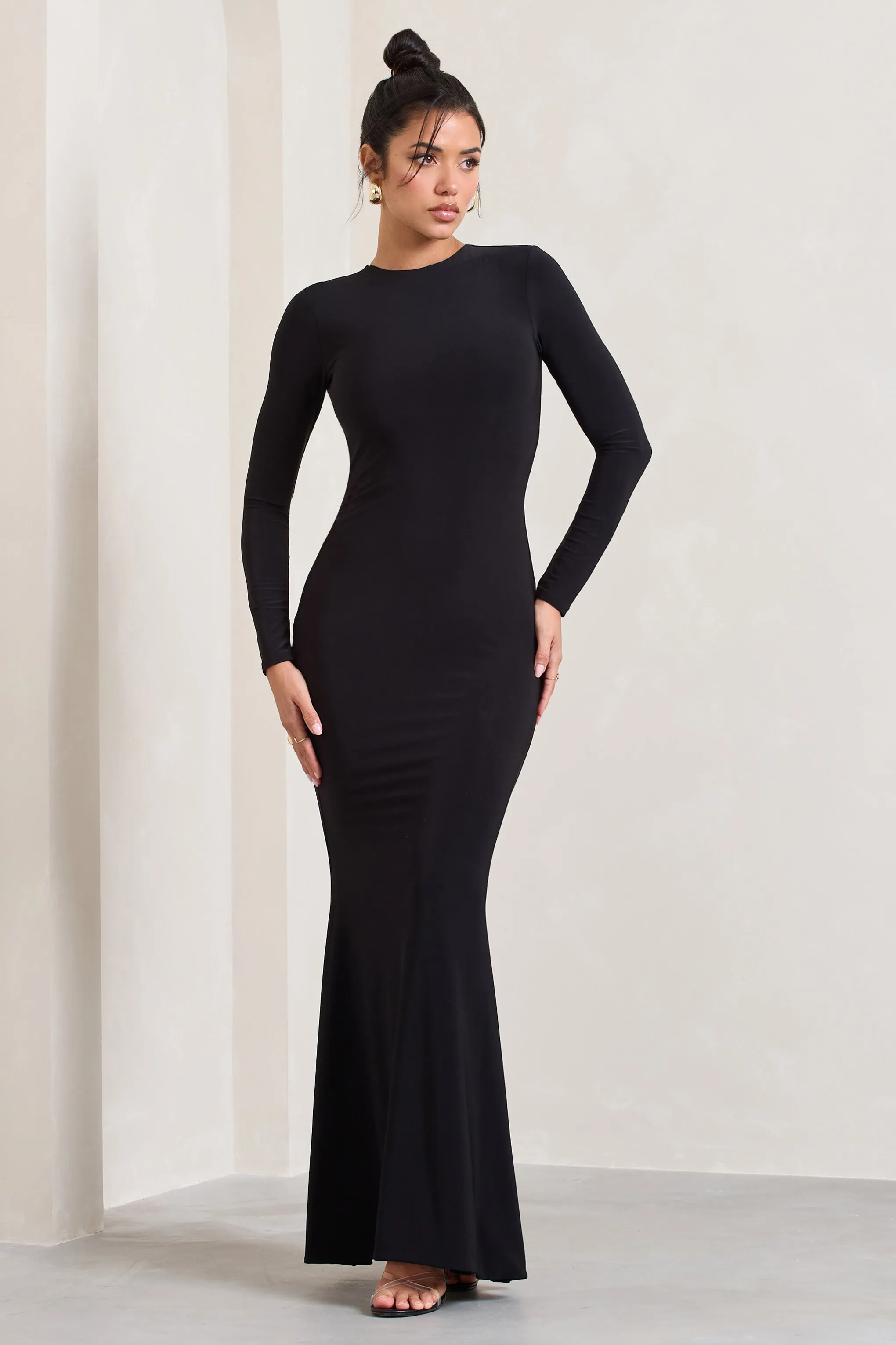 Donna | Black Long-Sleeved Open-Back Maxi Dress