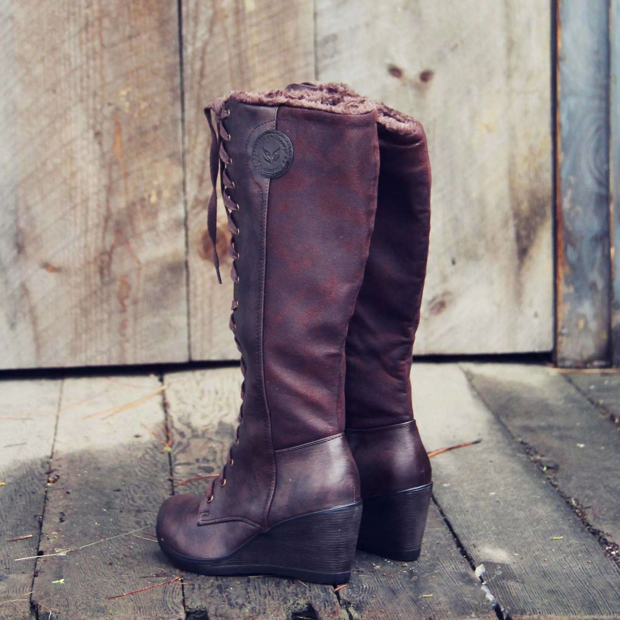 The Chinook Boots in Brown